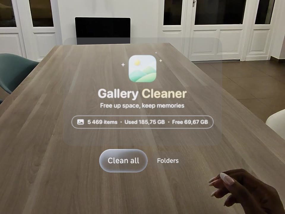 Gallery Cleaner — iOS App · Meta Ray-Ban Display
